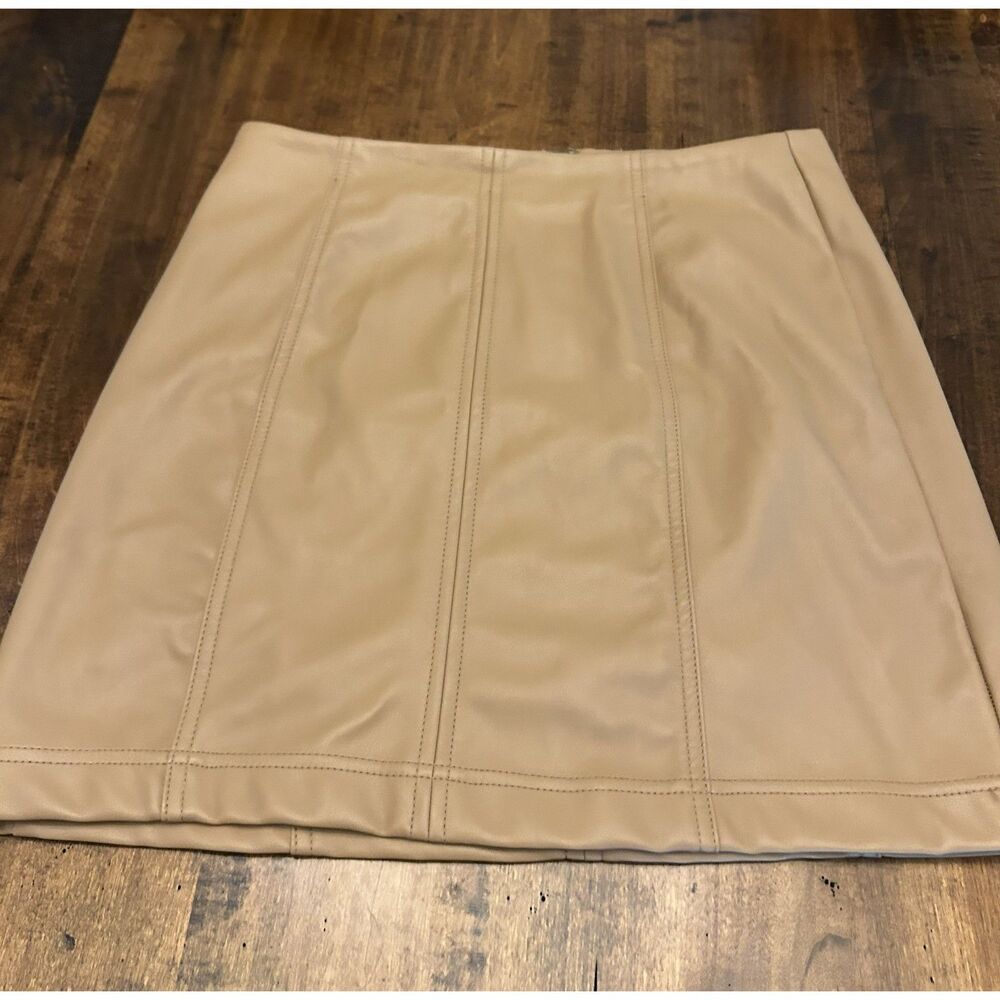 And Now This beige faux leather mini skirt size Medium - Picture 2 of 6